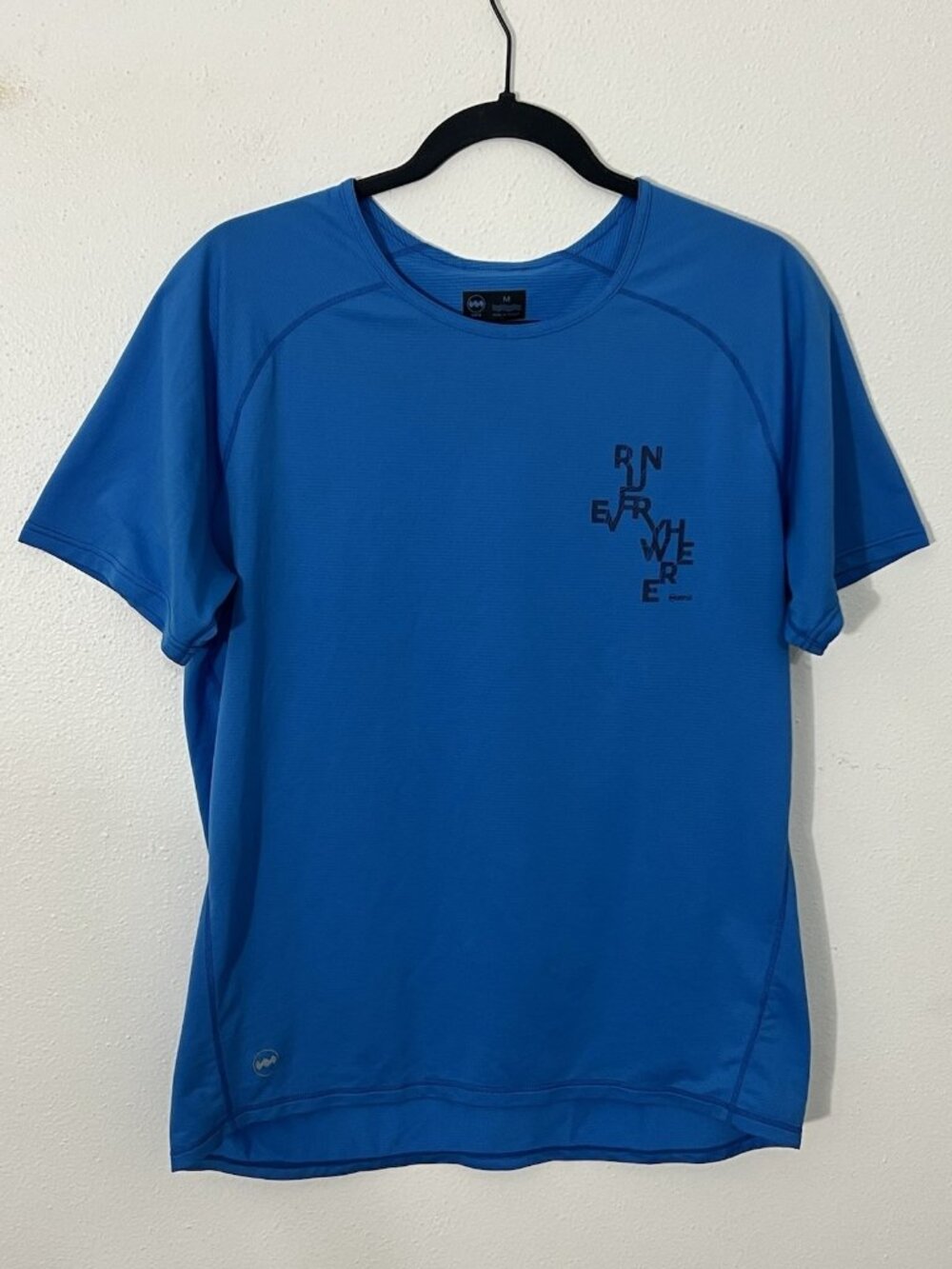 Janji Men’s Blue Helio Tech Short Sleeve Tee Shirt Size Medium Run Everywhere